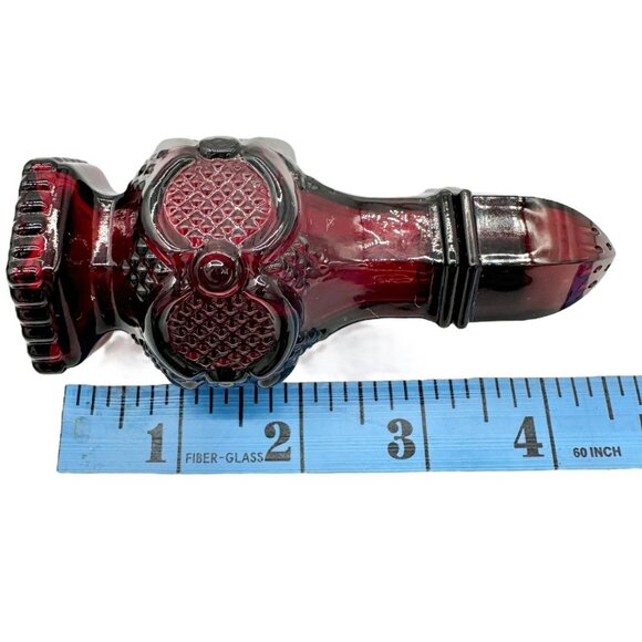 Vintage Avon Charisma Cologne Salt Shakers Set Of 2 Red Glass Hexagon Base - Picture 6 of 7